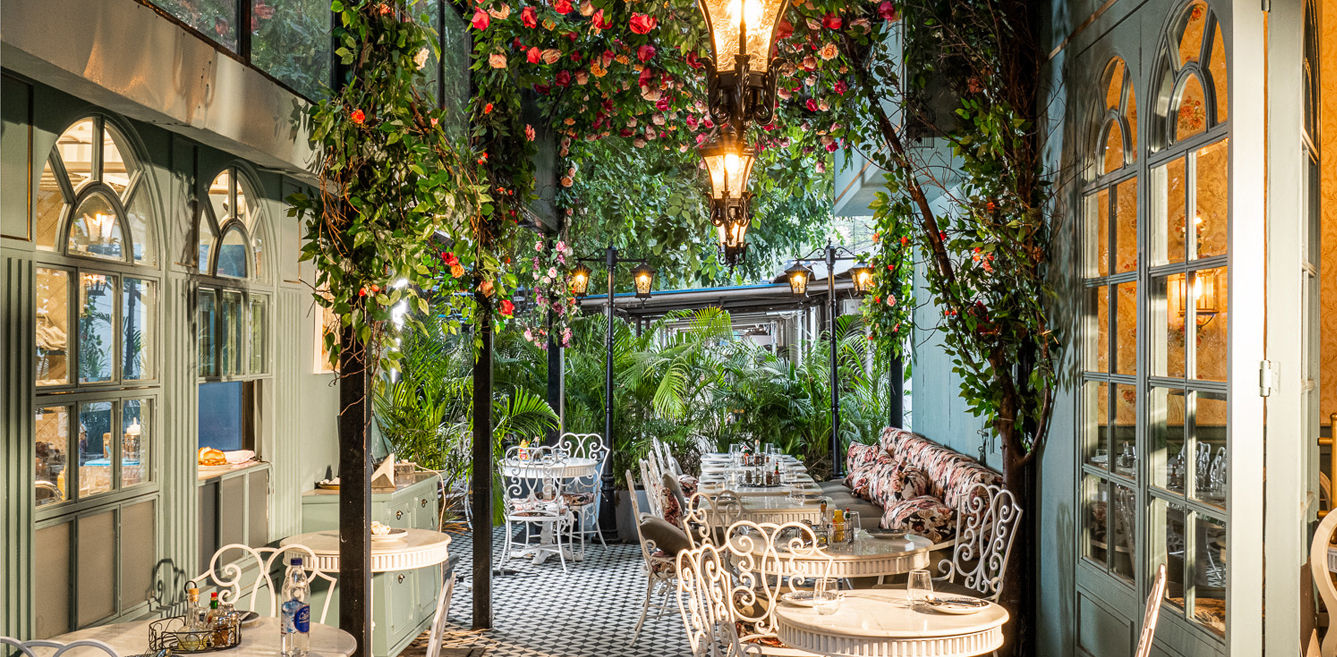 Cafe De Flora Place Carries A Certain Femininity cafe-de-flora-place-carries-a-certain-femininity